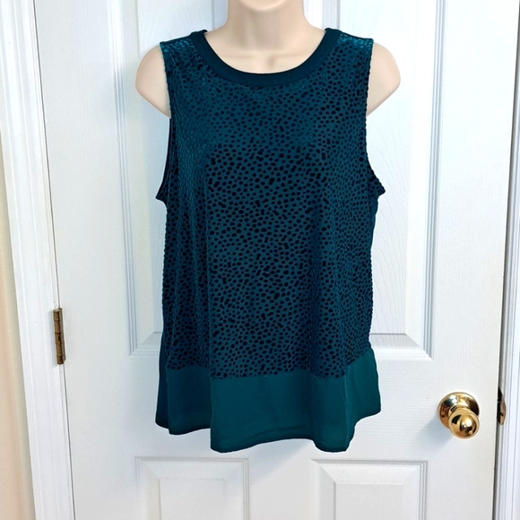 🌴EUC Velvet Flecked Top - Picture 4 of 8